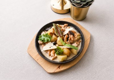Сковородочка с курицей и овощами